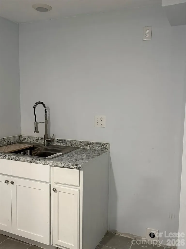 2805 Belmeade Drive Charlotte NC 28214