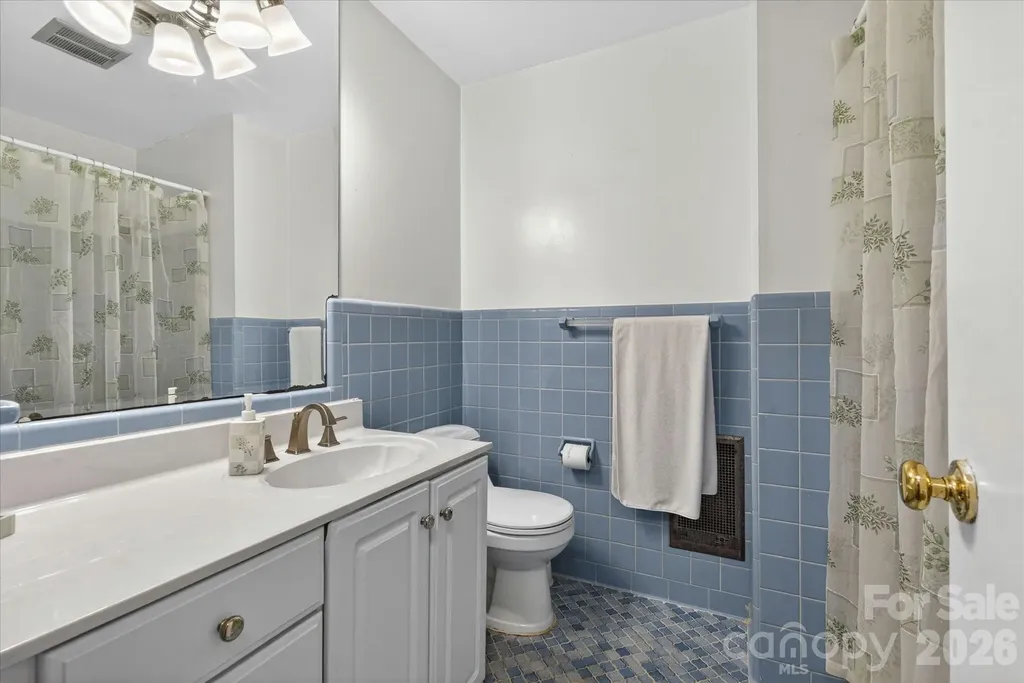 2645 Walker Road Matthews NC 28105
