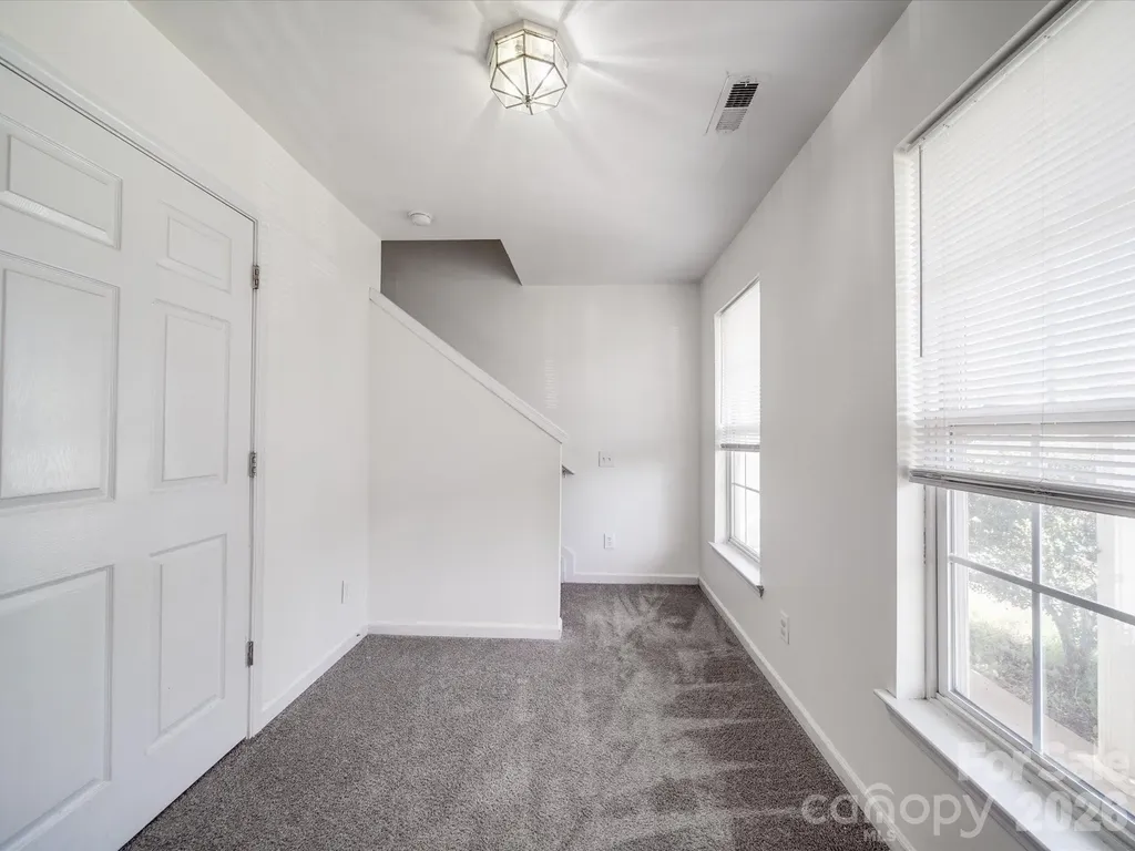 5414 Peachwood Drive Charlotte NC 28216