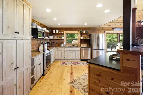 139 High Cliffs Trail Black Mountain NC 28711