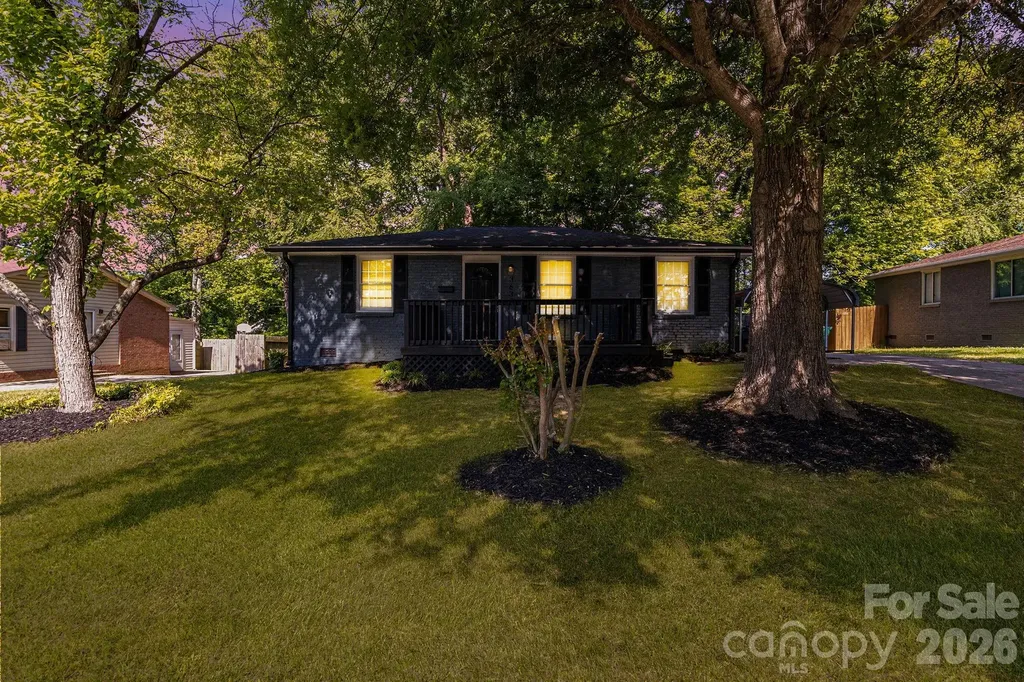 3637 Glenville Avenue Charlotte NC 28215