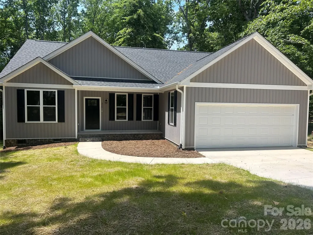 530 Oakwood Circle Lexington NC 27295