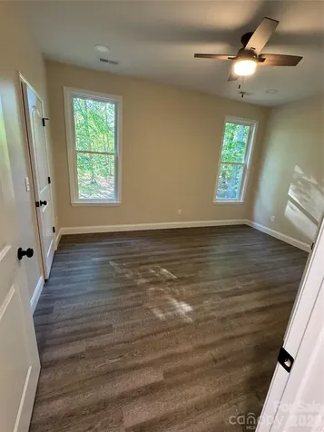 530 Oakwood Circle Lexington NC 27295