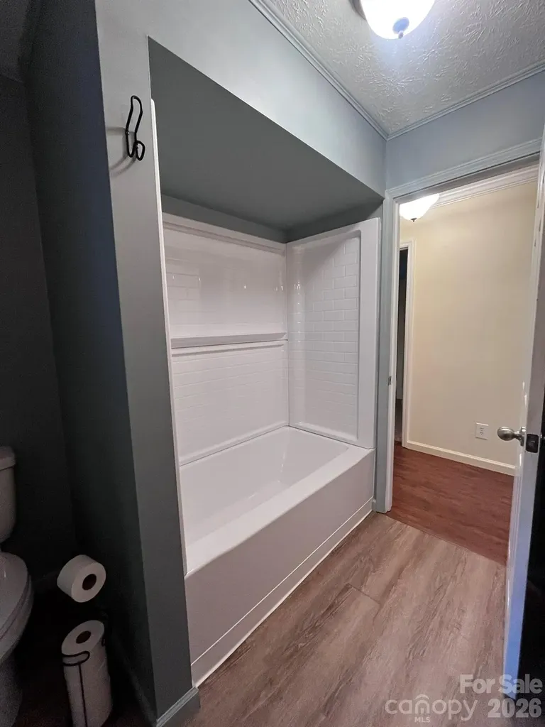 29 S Greenwood Forest Drive Etowah NC 28729