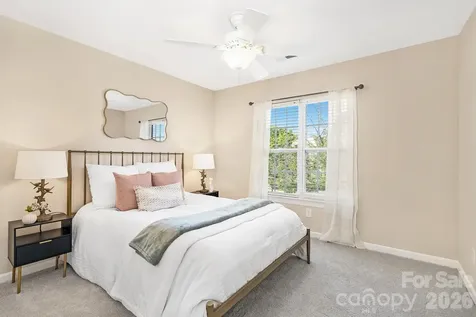 5110 Dragonfly Lane Charlotte NC 28277