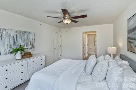 123 Foxden Drive Fletcher NC 28732
