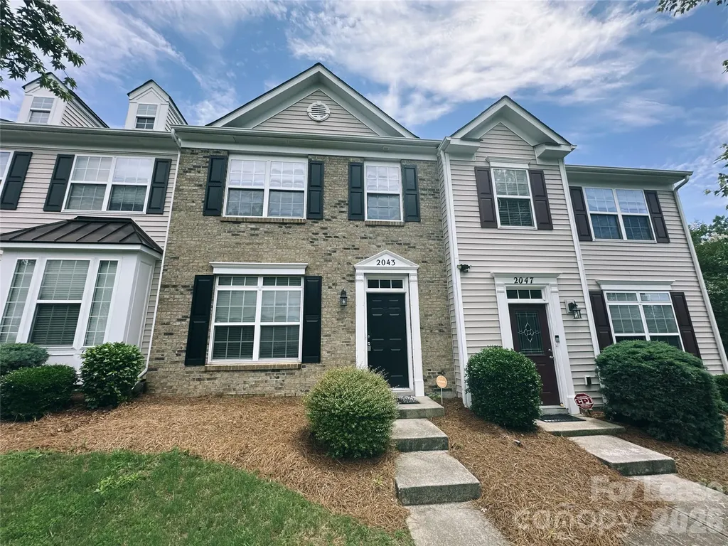 2043 Aston Mill Place Charlotte NC 28273