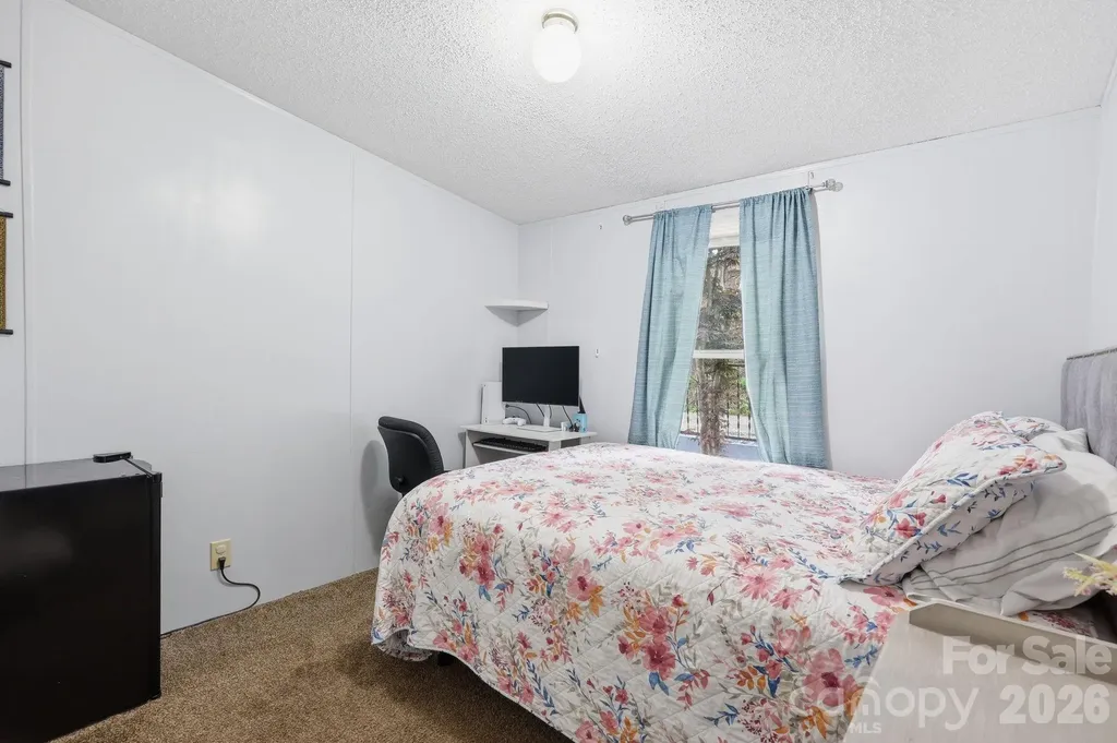 405 Gray Court Asheville NC 28806