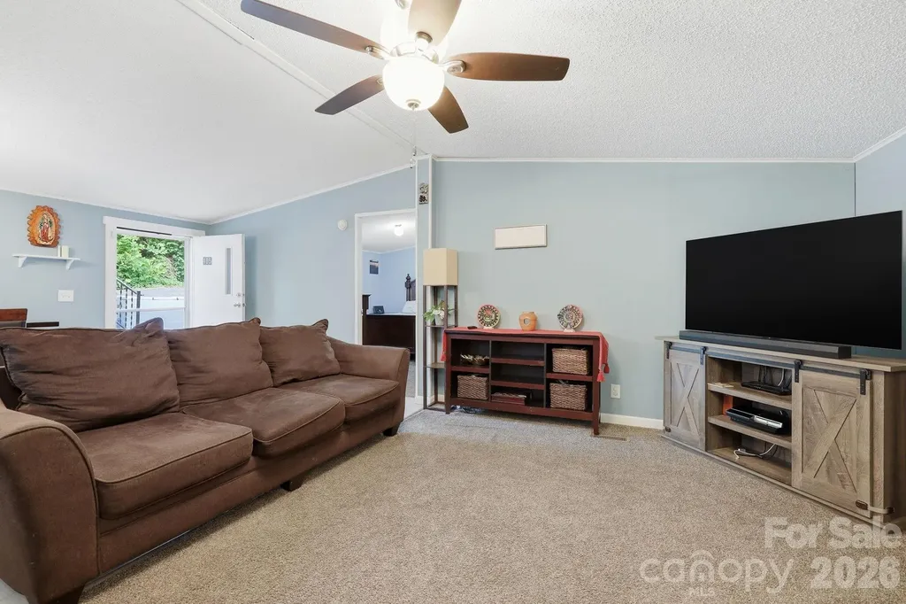 405 Gray Court Asheville NC 28806