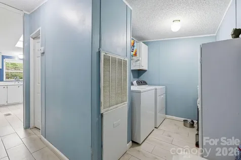 405 Gray Court Asheville NC 28806