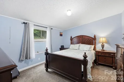405 Gray Court Asheville NC 28806