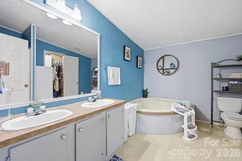 405 Gray Court Asheville NC 28806