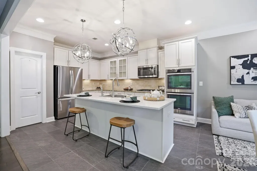 5109 Pansley Drive Charlotte NC 28226