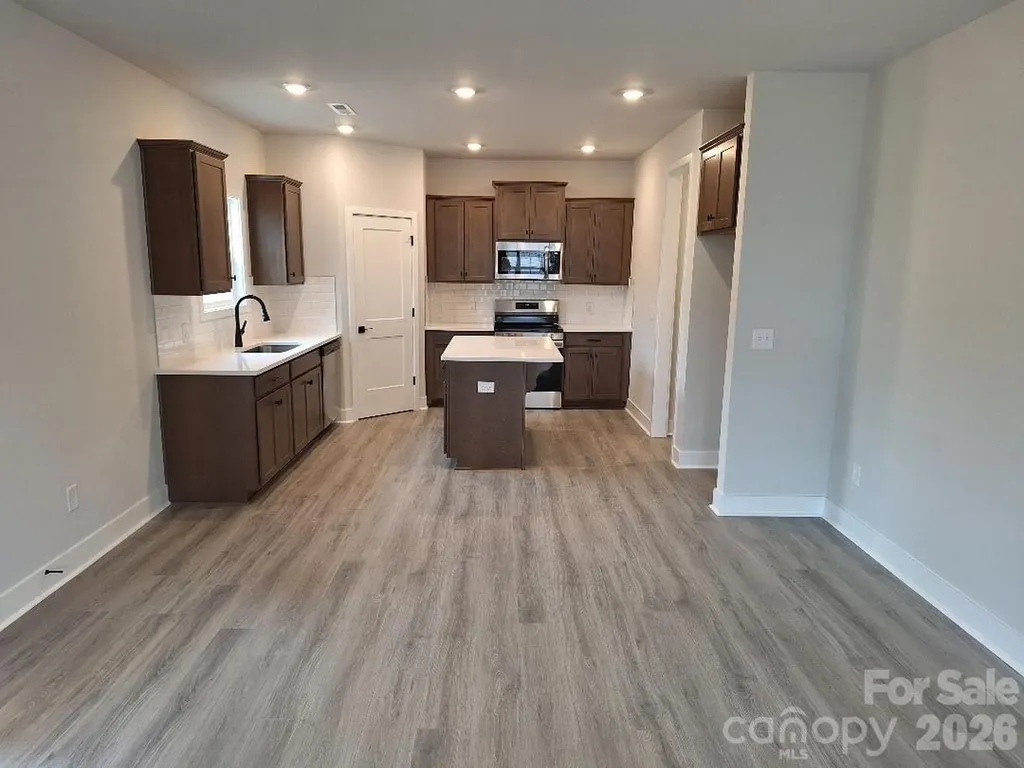 152 Kerr Walk Drive Statesville NC 26877