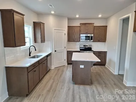 152 Kerr Walk Drive Statesville NC 26877