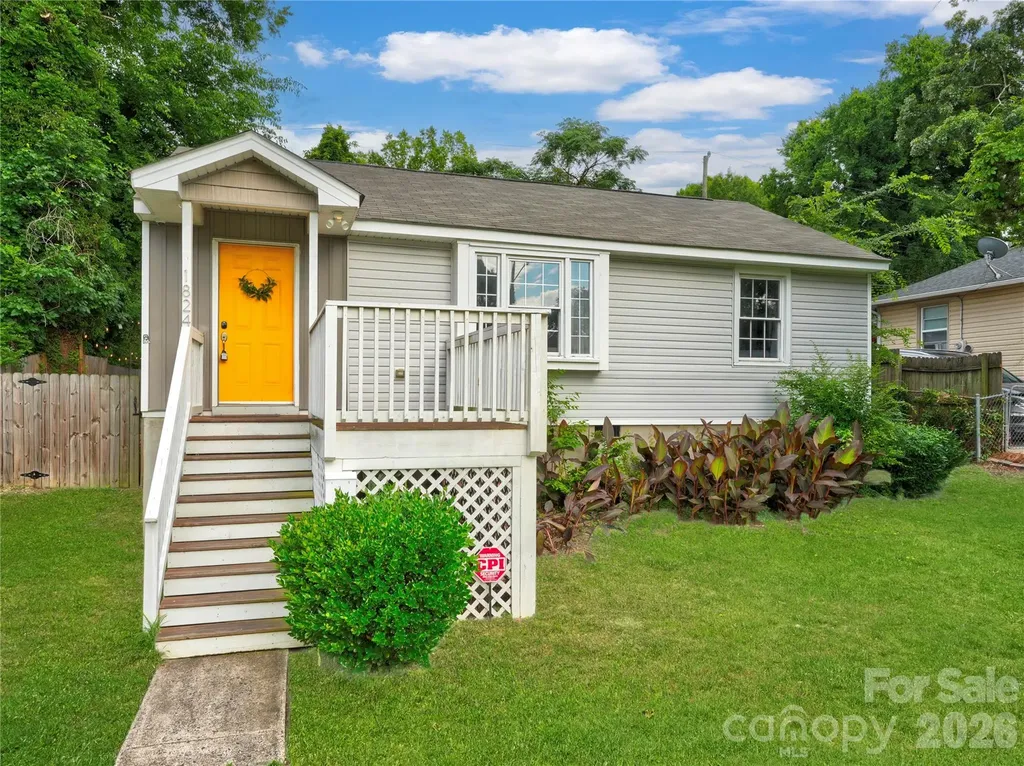 1824 Double Oaks Road Charlotte NC 28206