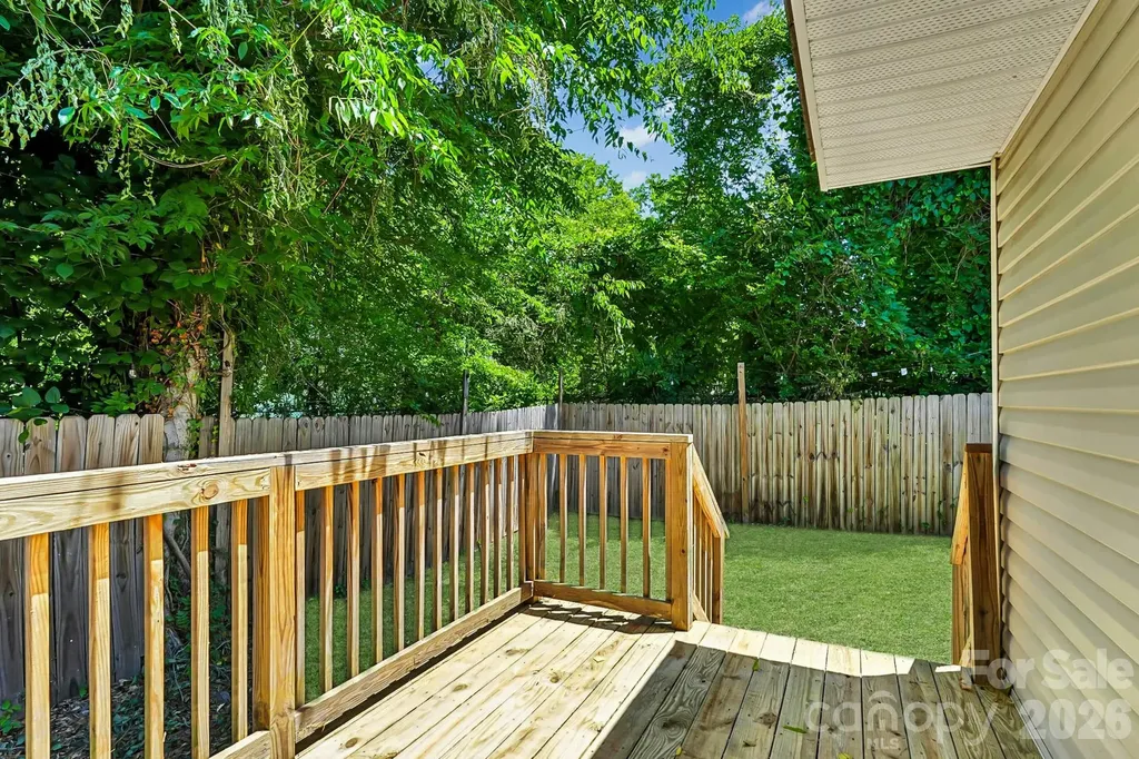 1824 Double Oaks Road Charlotte NC 28206