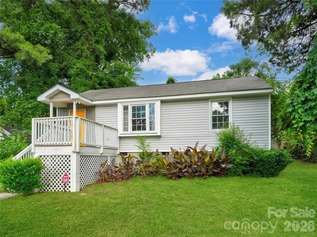 1824 Double Oaks Road Charlotte NC 28206