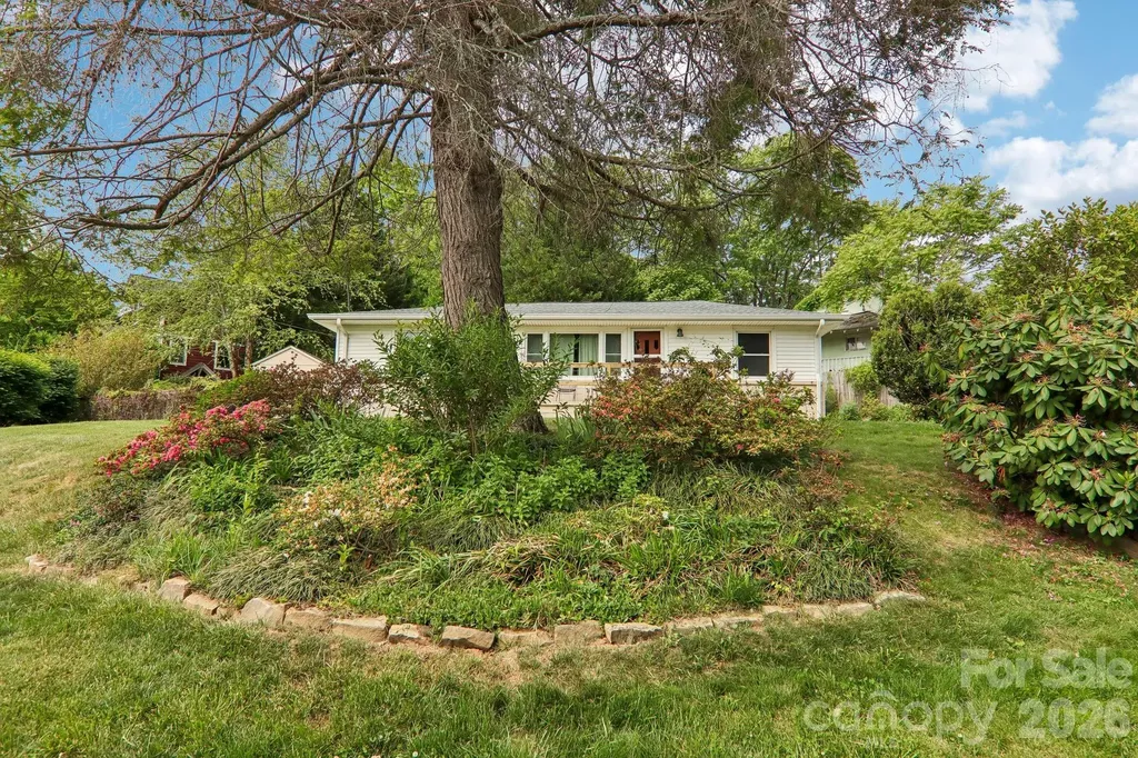 57 Langwell Avenue Asheville NC 28806