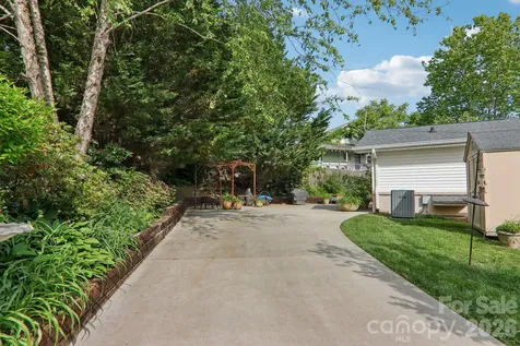 57 Langwell Avenue Asheville NC 28806