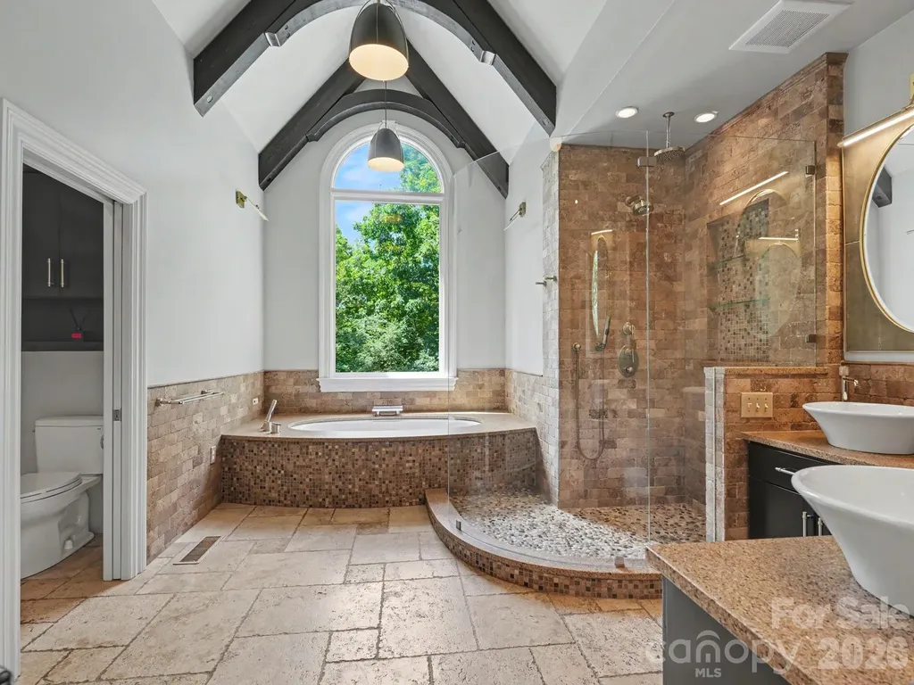 5500 Hardison Road Charlotte NC 28226