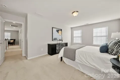 15504 Oleander Drive Charlotte NC 28278