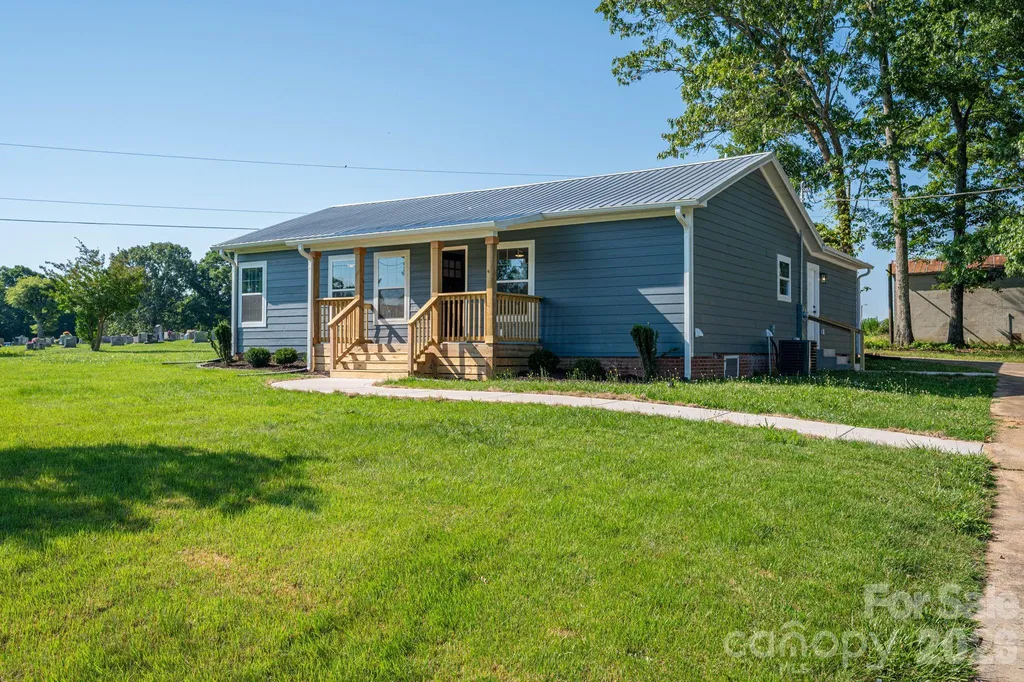 6123 Flay Road Cherryville NC 28021