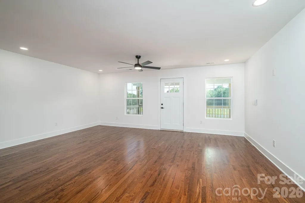 6123 Flay Road Cherryville NC 28021
