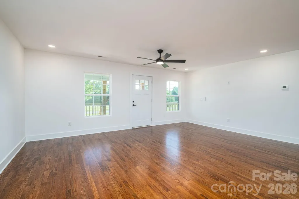 6123 Flay Road Cherryville NC 28021