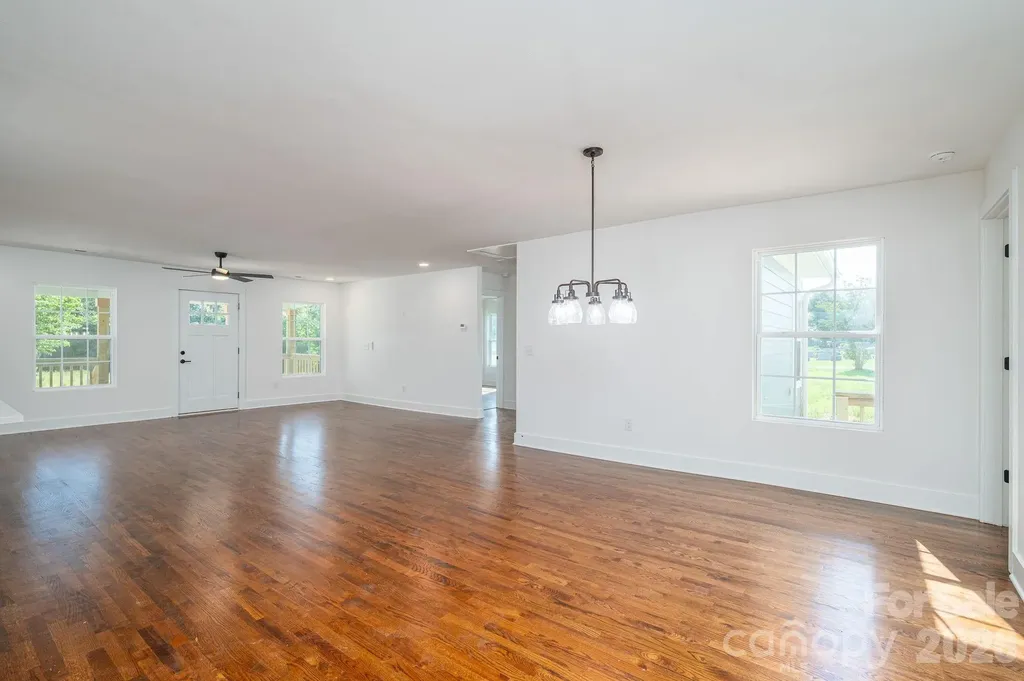 6123 Flay Road Cherryville NC 28021