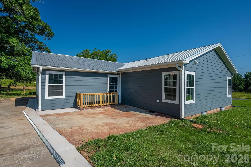 6123 Flay Road Cherryville NC 28021