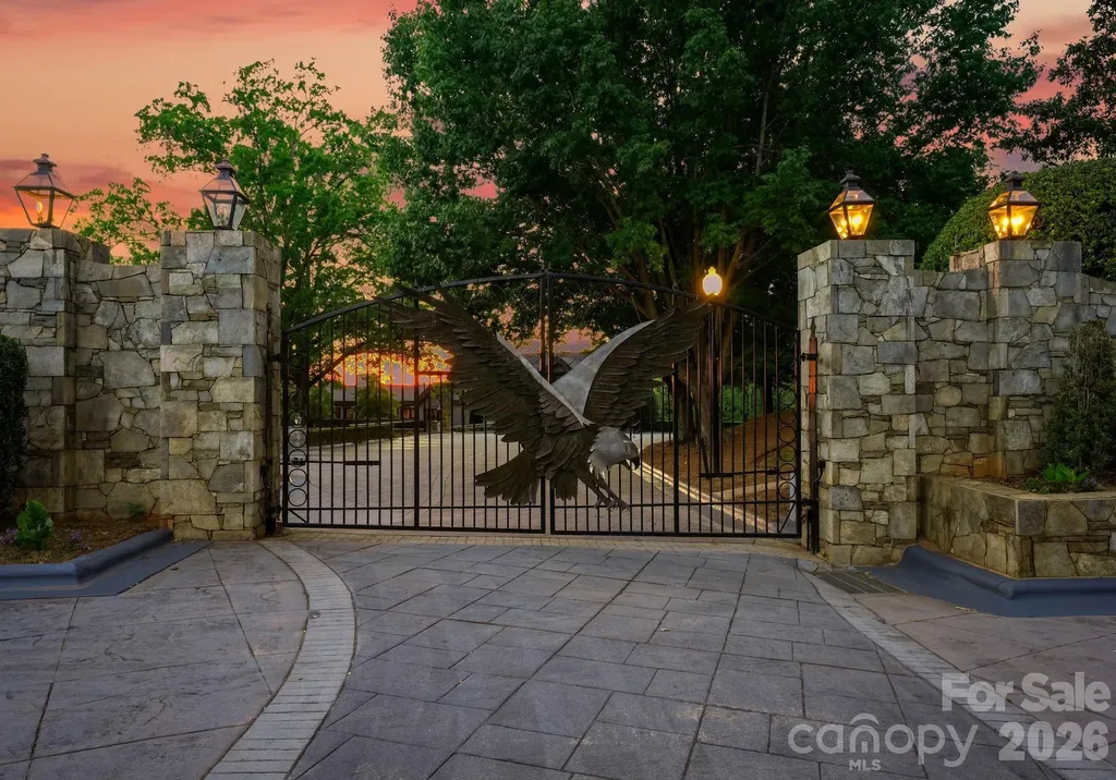 9719 Nine Eagles Lane Charlotte NC 28278