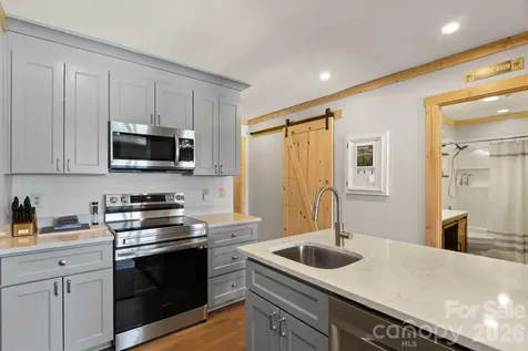 104 Sugar Ski Drive Banner Elk NC 28604
