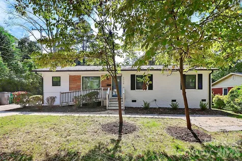 2038 Sandhurst Drive Charlotte NC 28205