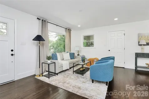 2038 Sandhurst Drive Charlotte NC 28205