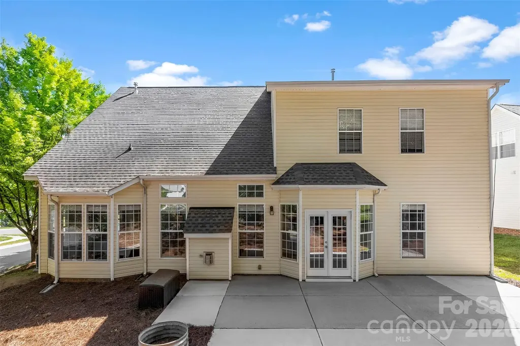 6237 Breckfield Court Charlotte NC 28278