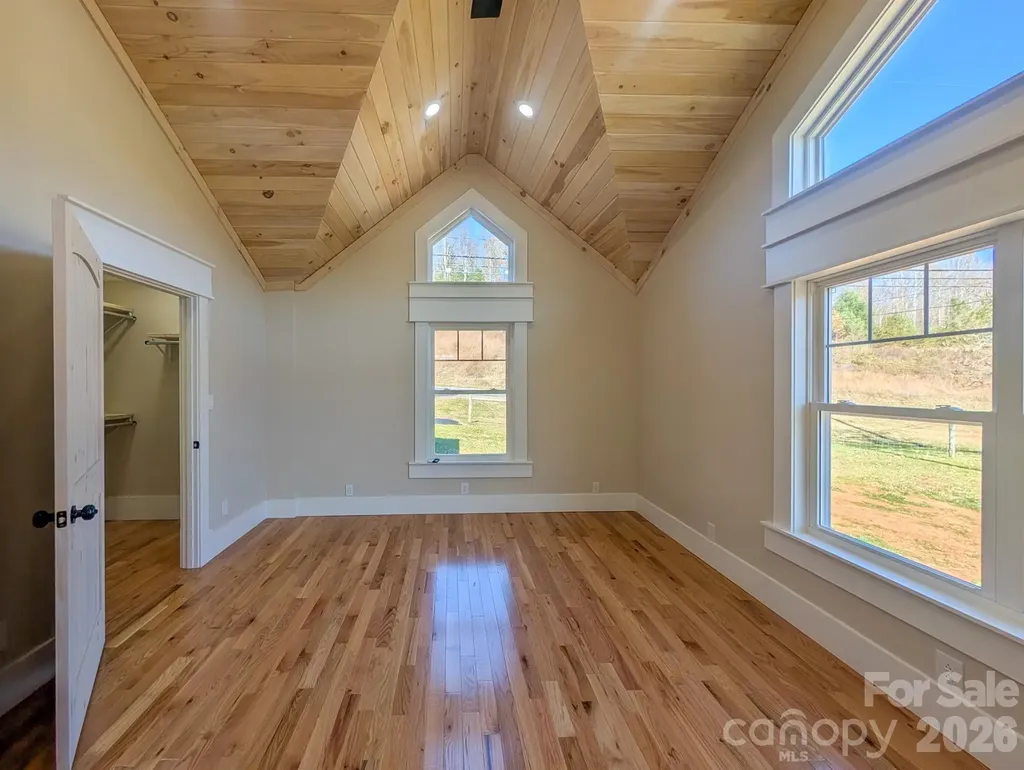 7854 E Us Highway 19e Burnsville NC 28714