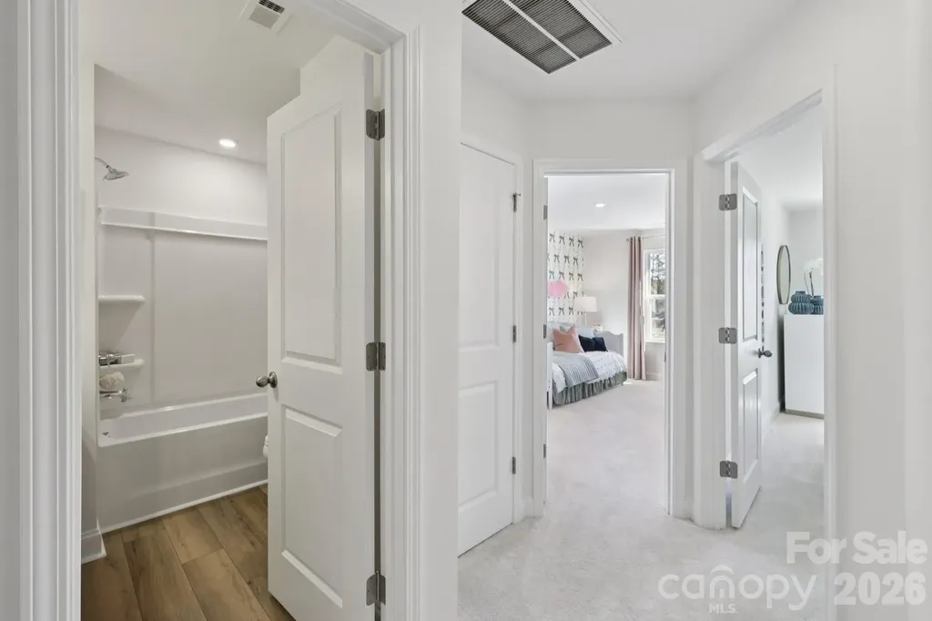 7629 Ethora Way Charlotte NC 28216