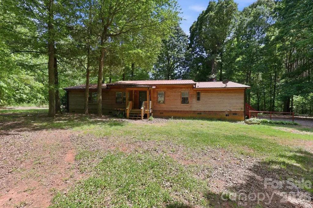 545 Campbell Road Woodleaf NC 27054