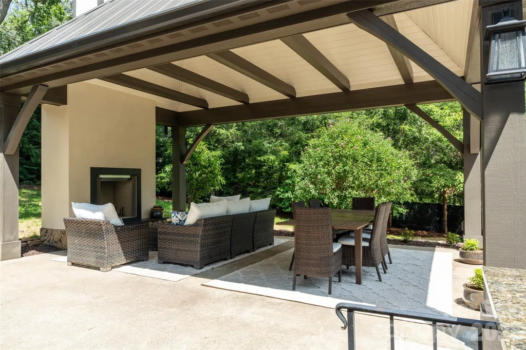 72 Windsor Road Asheville NC 28804