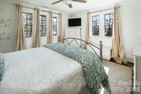 72 Windsor Road Asheville NC 28804