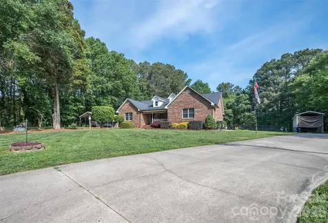 1240 Petes Road Lincolnton NC 28092