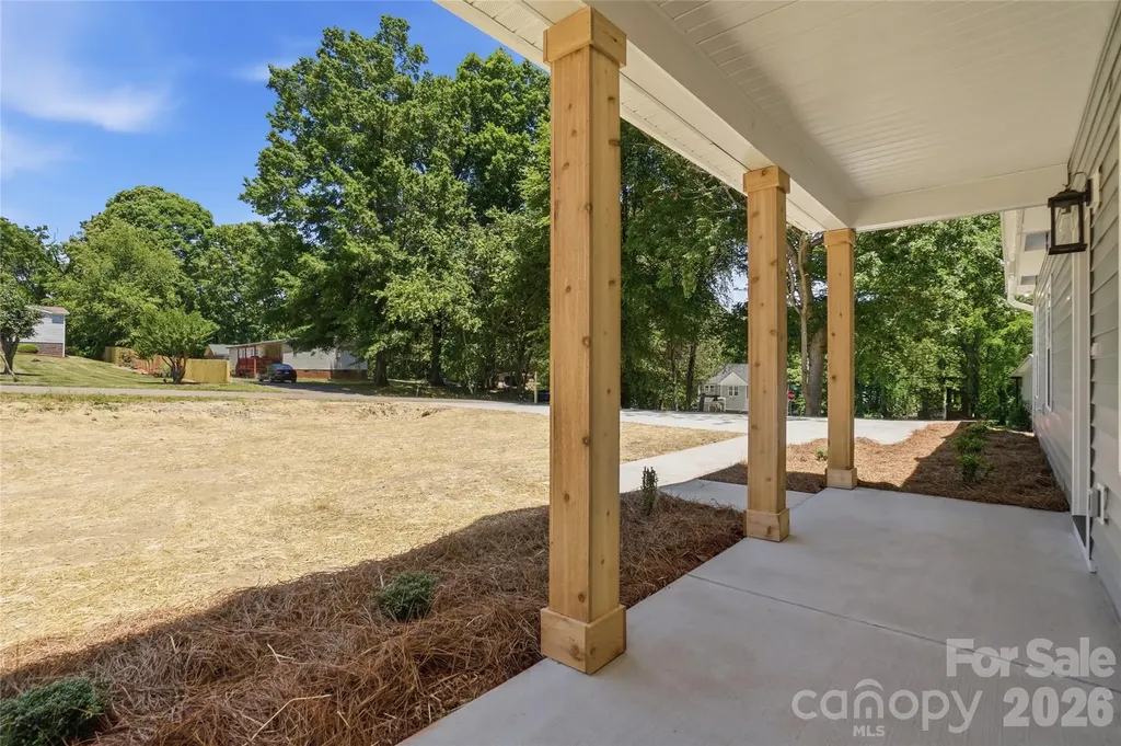 2507 Pacer Lane Statesville NC 28677
