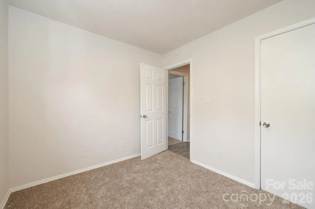 5001 Springview Road Charlotte NC 28213