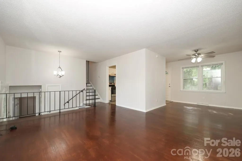 5001 Springview Road Charlotte NC 28213