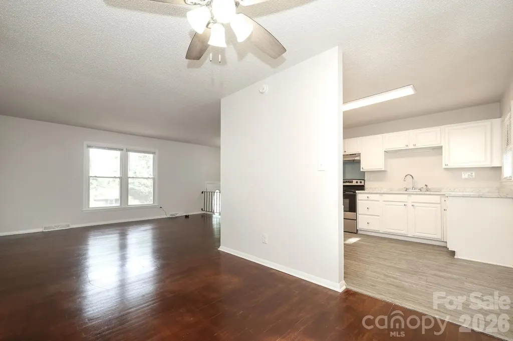 5001 Springview Road Charlotte NC 28213