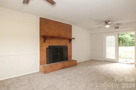 5001 Springview Road Charlotte NC 28213