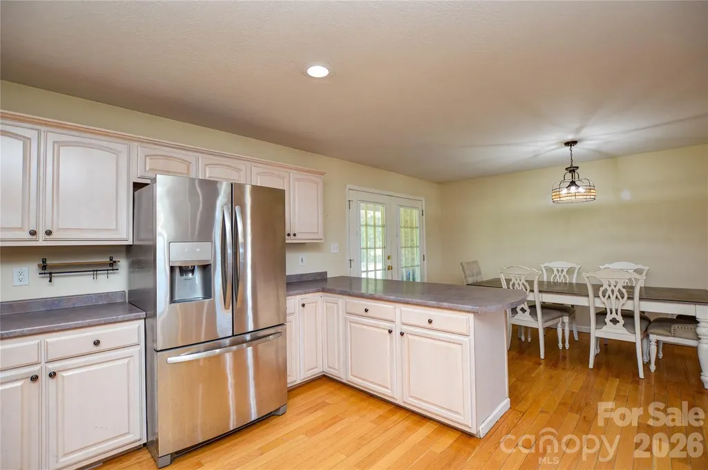 365 Wildlife Club Lane Taylorsville NC 28681