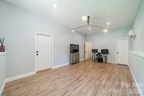 7240 Cobblecreek Drive Matthews NC 28104