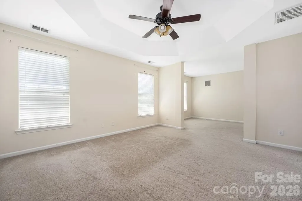 9512 Autumn Applause Drive Charlotte NC 28277